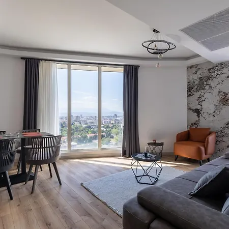 20th Floor Amazing View, & Fitness Parking *